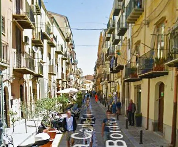 بيت للعطل Casa Al Vecchio Molo تْشيفالو